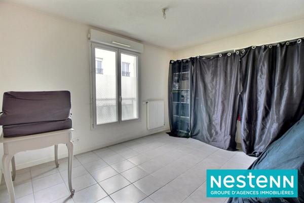 Appartement T3 de 55,08 m² avec balcon, garage et ascenseur - Vaulx-en-Velin Village