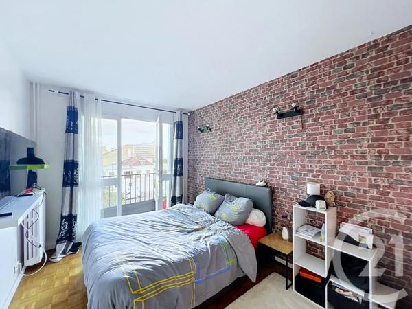 Appartement F5 à vendre  5 pièces - 81,57 m 2   CHOISY LE ROI  - 94
