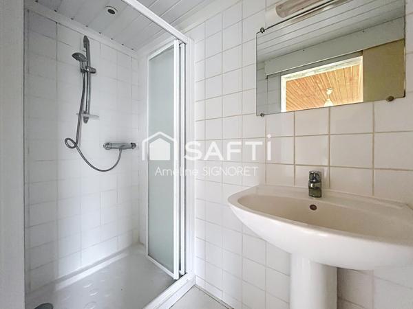 Maison d'environ 51m² à rénover et à équiper