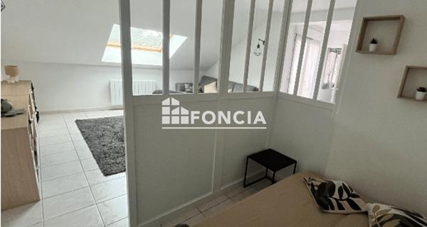 Location Studio meublé 29.47 m² - Savigny-sur-orge 91600