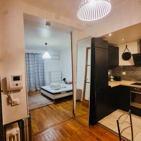 Appartement Paris 1 pièce 