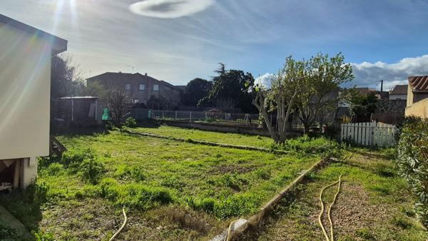 Chalet lumineux, climatisé, 2 chambres avec jardin.