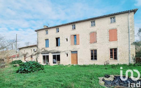 Maison rustique 8 pièces de 150 m² à Brioux-sur-Boutonne (79170)