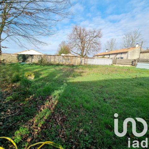 Maison rustique 8 pièces de 150 m² à Brioux-sur-Boutonne (79170)