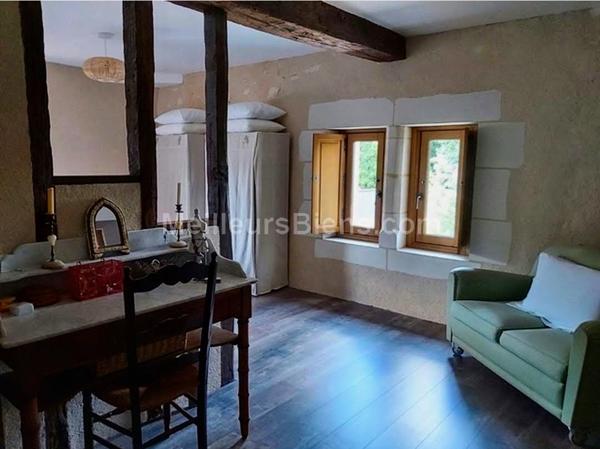 Logis du XVII au coeur de Cheviré-le-Rouge 49150