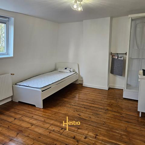 Chambre moderne avec SDB et espace cuisine individuel- Colocation- Centre Tourcoing