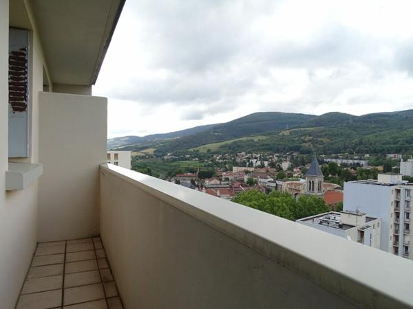 Appartement à vendre    4 pièces • 62,45 m2 Saint-Étienne