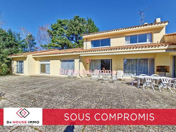 Maison à vendre 10 pièces de 432 m²