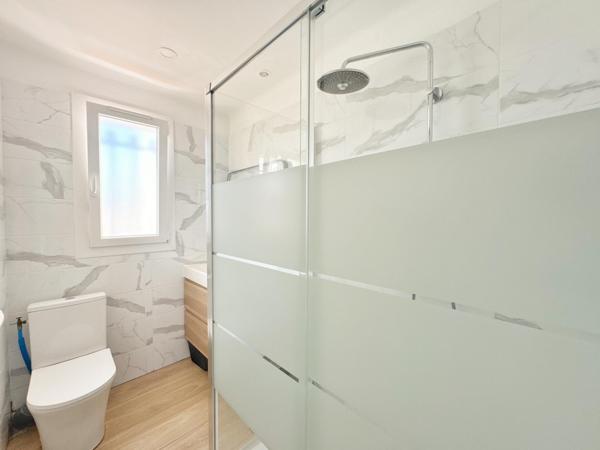 Maison rénovée dans un quartier