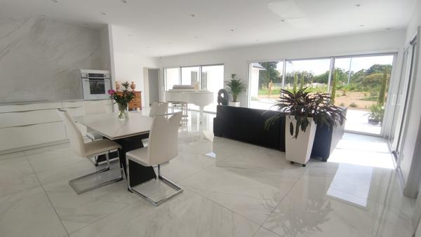 Contemporaine - 5 pièces - 131 m² - PRESTIGE