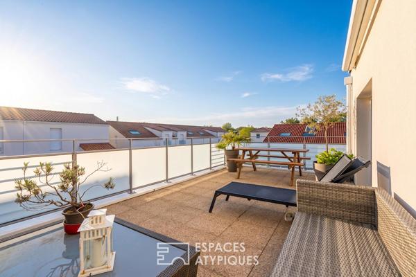 Appartement contemporain et sa terrasse suspendue aux Sorinières