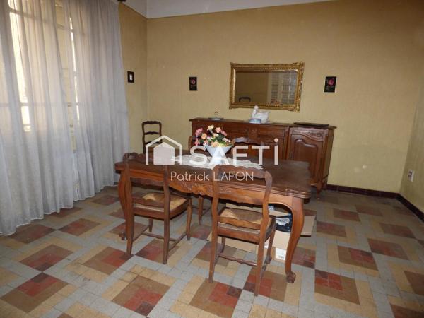 Maison 4 chambres, centre ville.