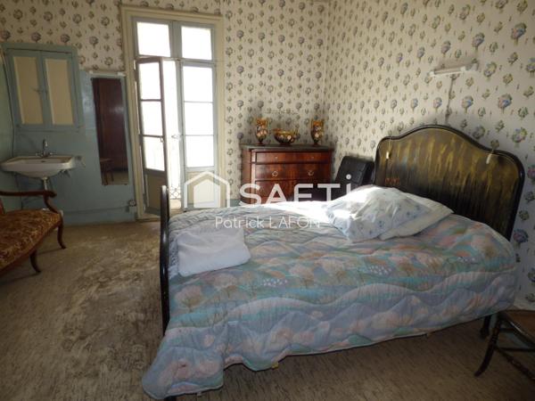 Maison 4 chambres, centre ville.