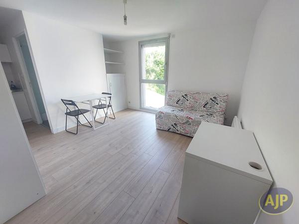 Location appartement Nantes : 490 € - AJP Immobilier Nantes Rond-Point de Rennes