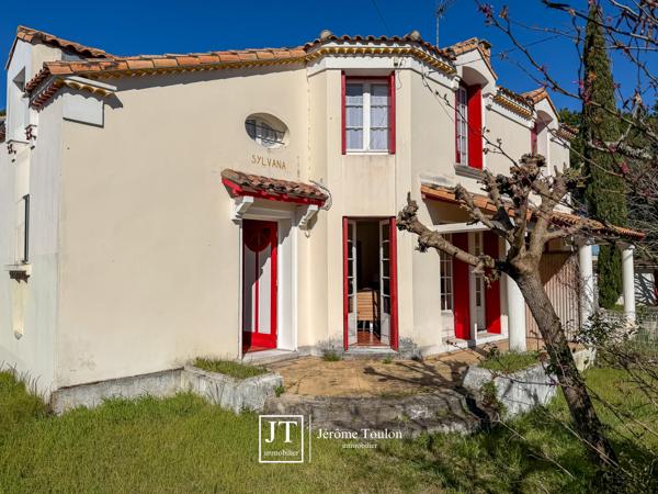 Maison
                                                                                                                                                                                                                                                                                                                        5 pièce(s)                                                                                                                                                                                                          4 chambre(s)                                                                                                                                                                                                          115  m²