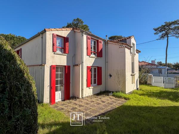 Maison
                                                                                                                                                                                                                                                                                                                        5 pièce(s)                                                                                                                                                                                                          4 chambre(s)                                                                                                                                                                                                          115  m²