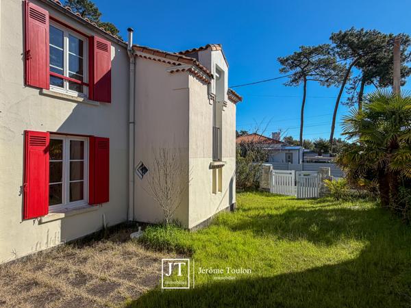 Maison
                                                                                                                                                                                                                                                                                                                        5 pièce(s)                                                                                                                                                                                                          4 chambre(s)                                                                                                                                                                                                          115  m²
