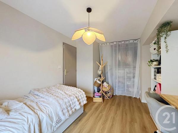 Maison à vendre  6 pièces - 149 m 2   LE RELECQ KERHUON  - 29