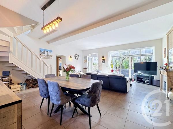 Maison à vendre  6 pièces - 149 m 2   LE RELECQ KERHUON  - 29