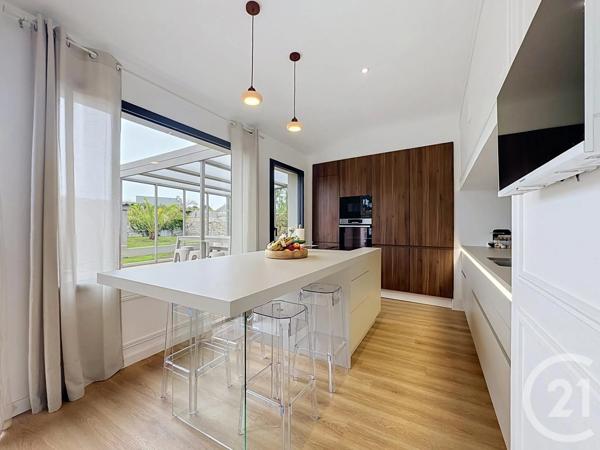 Maison à vendre  6 pièces - 149 m 2   LE RELECQ KERHUON  - 29