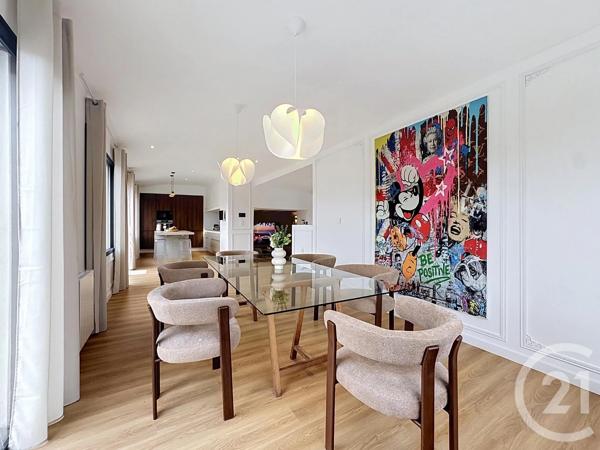 Maison à vendre  6 pièces - 149 m 2   LE RELECQ KERHUON  - 29