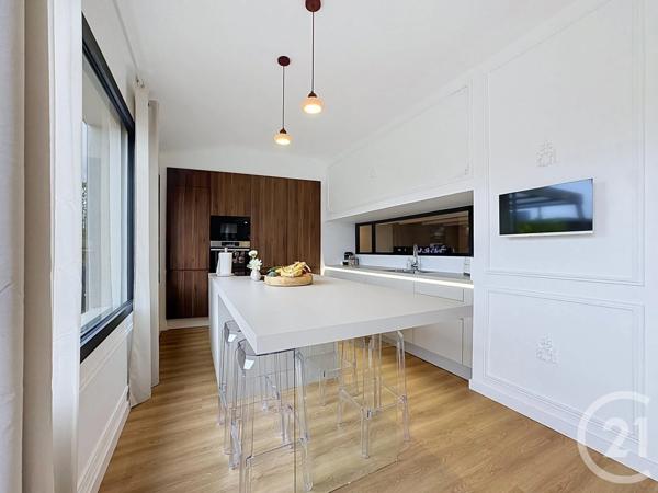 Maison à vendre  6 pièces - 149 m 2   LE RELECQ KERHUON  - 29