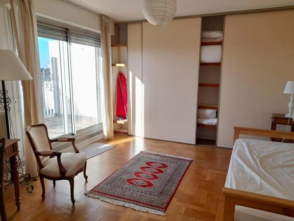 Appartement à louer 4 pièces 117.81m² Limoges (87000)