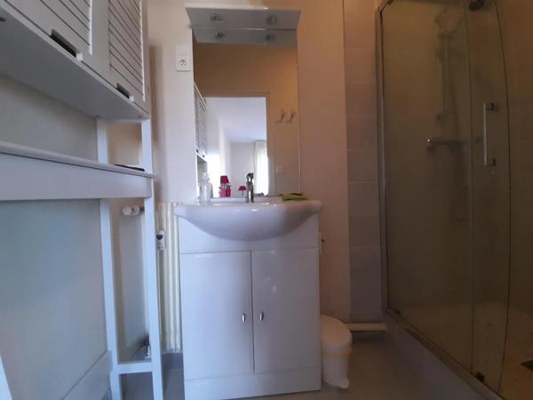 Appartement à louer 4 pièces 117.81m² Limoges (87000)