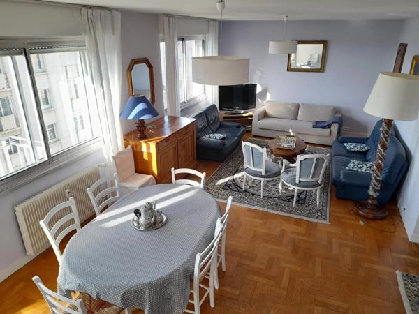 Appartement à louer 4 pièces 117.81m² Limoges (87000)