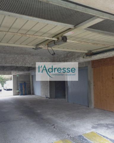 Box LONGJUMEAU 12 m²