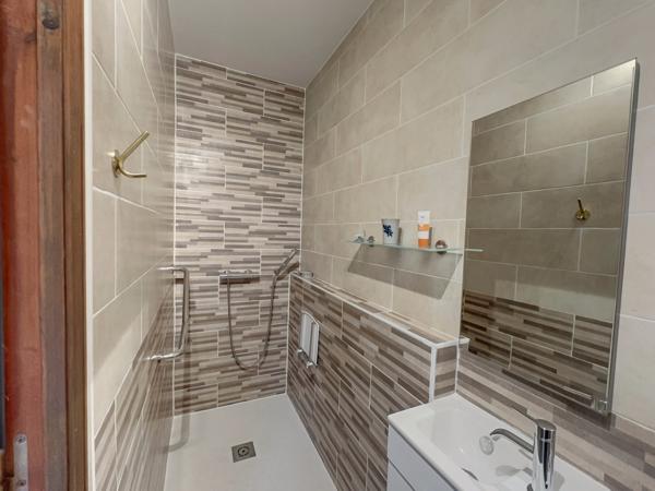 LA TESTE DE BUCH ! Maison 7 pièces de 141 m2 sur une parcelle de 916 m2