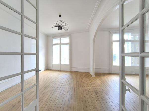 HYPER CENTRE - APPARTEMENT T5