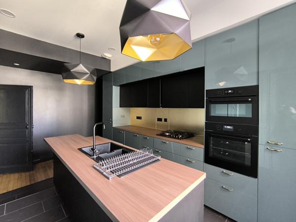 HYPER CENTRE - APPARTEMENT T5