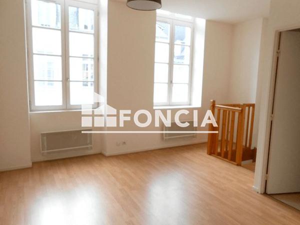 Location Appartement 2 pièces 39.19 m² - 11 RUE D'ESCURES Orleans 45000