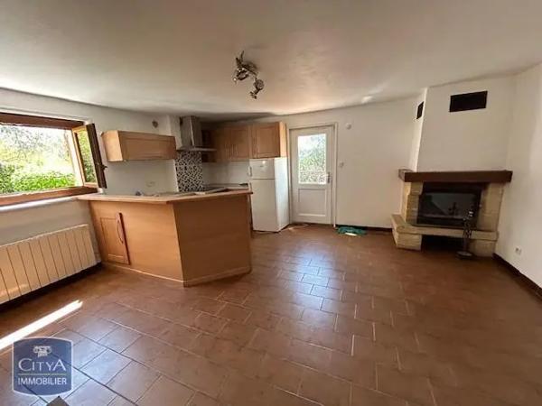 Appartement à louer 3 pièces 54.3m² Saint-Ferréol-d'Auroure (43330)