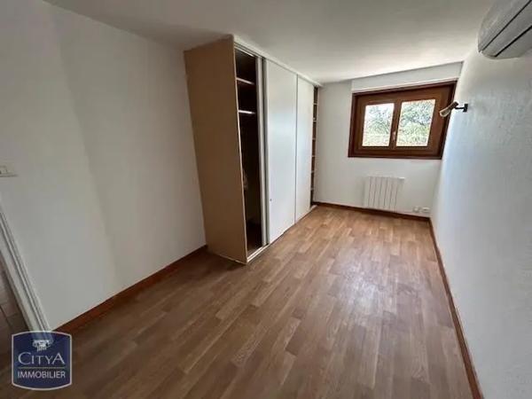 Appartement à louer 3 pièces 54.3m² Saint-Ferréol-d'Auroure (43330)