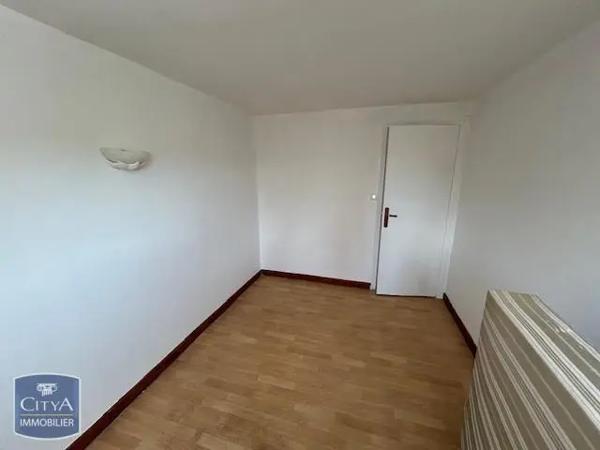 Appartement à louer 3 pièces 54.3m² Saint-Ferréol-d'Auroure (43330)