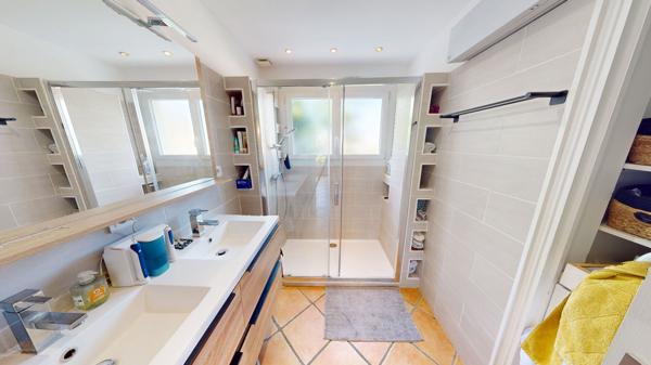 A VENDRE - Maison familiale type 6 - 150m² - MARGUERITTES