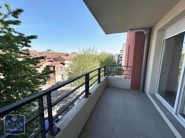 Appartement à louer 2 pièces 45.22m² Clermont-Ferrand (63000)