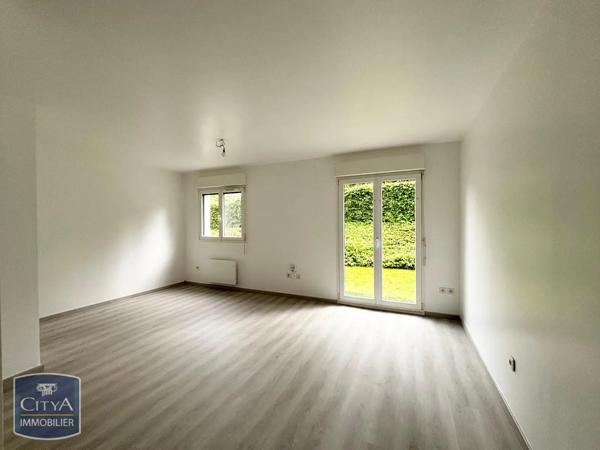 Appartement à louer 2 pièces 43.24m² Valenciennes (59300)