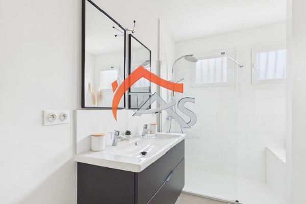 Vente                                                      Maison
                        
                     5 pièces                      147 m2                     à Sorbiers