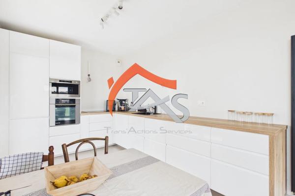 Vente                                                      Maison
                        
                     5 pièces                      147 m2                     à Sorbiers