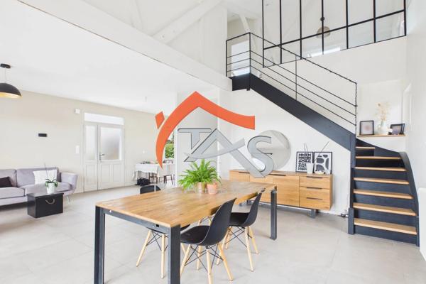 Vente                                                      Maison
                        
                     5 pièces                      147 m2                     à Sorbiers