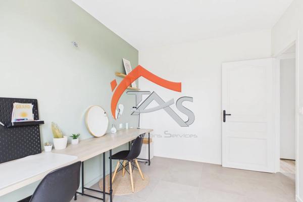 Vente                                                      Maison
                        
                     5 pièces                      147 m2                     à Sorbiers