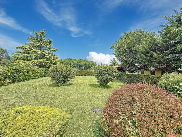 Maison de 90 m² avec sous-sol complet sur un terrain constructible de 1125 m²