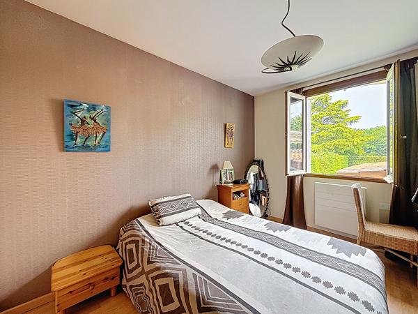 Maison de 90 m² avec sous-sol complet sur un terrain constructible de 1125 m²