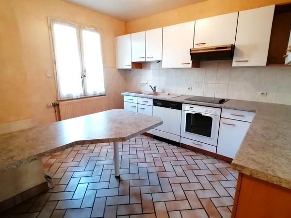 A saisir dans un secteur très prisé aux portes de POITIERS