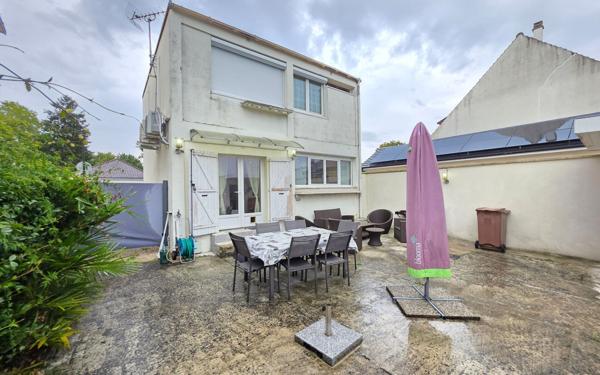 Maison à vendre    4 pièces • 90 m2 Sartrouville