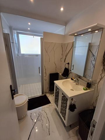 Plougasnou (29630) Plougasnou 5 mn Terenez, belle maison traditionnelle entièrement rénovée sur 3500 m2 de parc arboré.