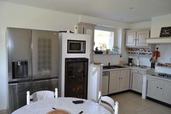 Plougasnou (29630) Plougasnou 5 mn Terenez, belle maison traditionnelle entièrement rénovée sur 3500 m2 de parc arboré.